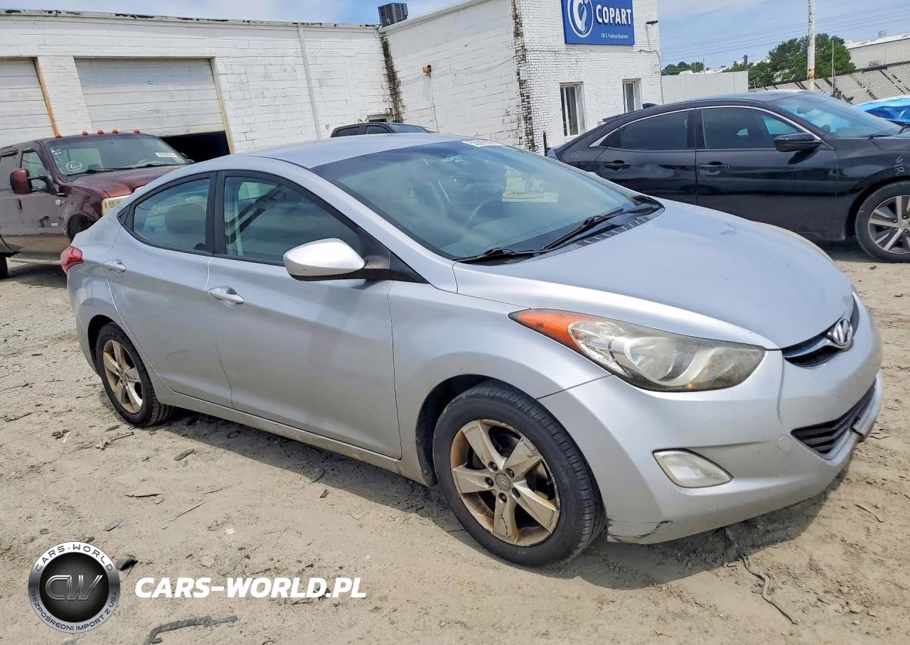 2012 Hyundai Elantra Gls VIN:5NPDH4AE5CH098915 - 4