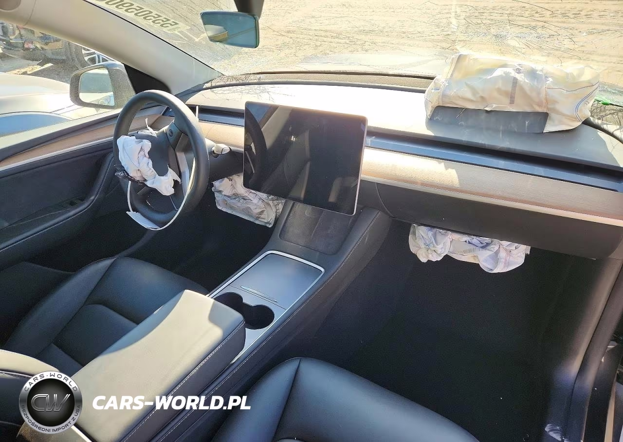 2024 Tesla Model Y VIN:7SAYGDEE3RA222671 - 8