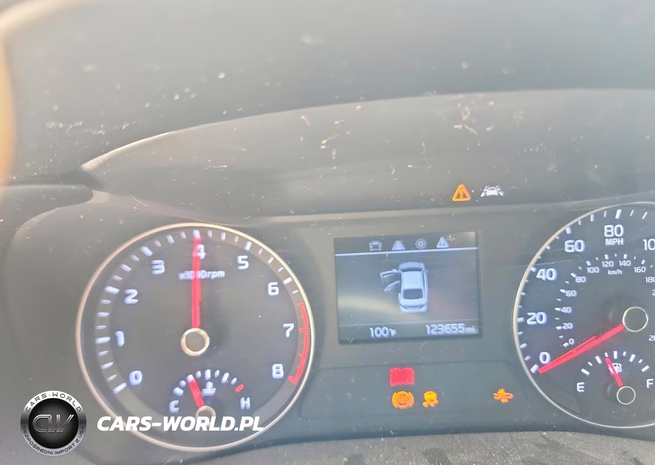 2019 Kia Forte Fe VIN:3KPF24AD0KE057693 - 9