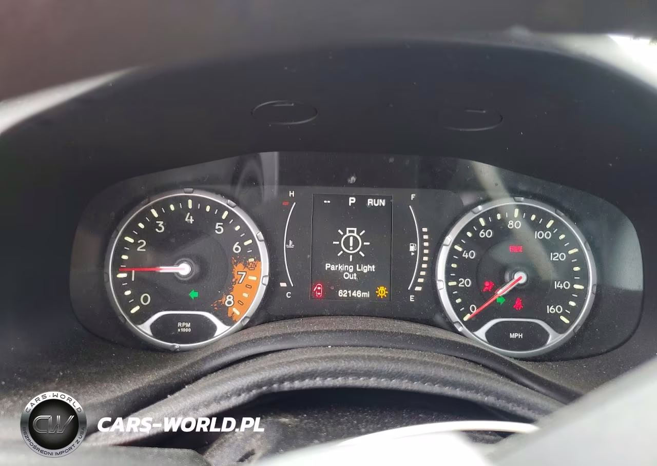 2017 Jeep Renegade Sport VIN:ZACCJAABXHPE50230 - 9