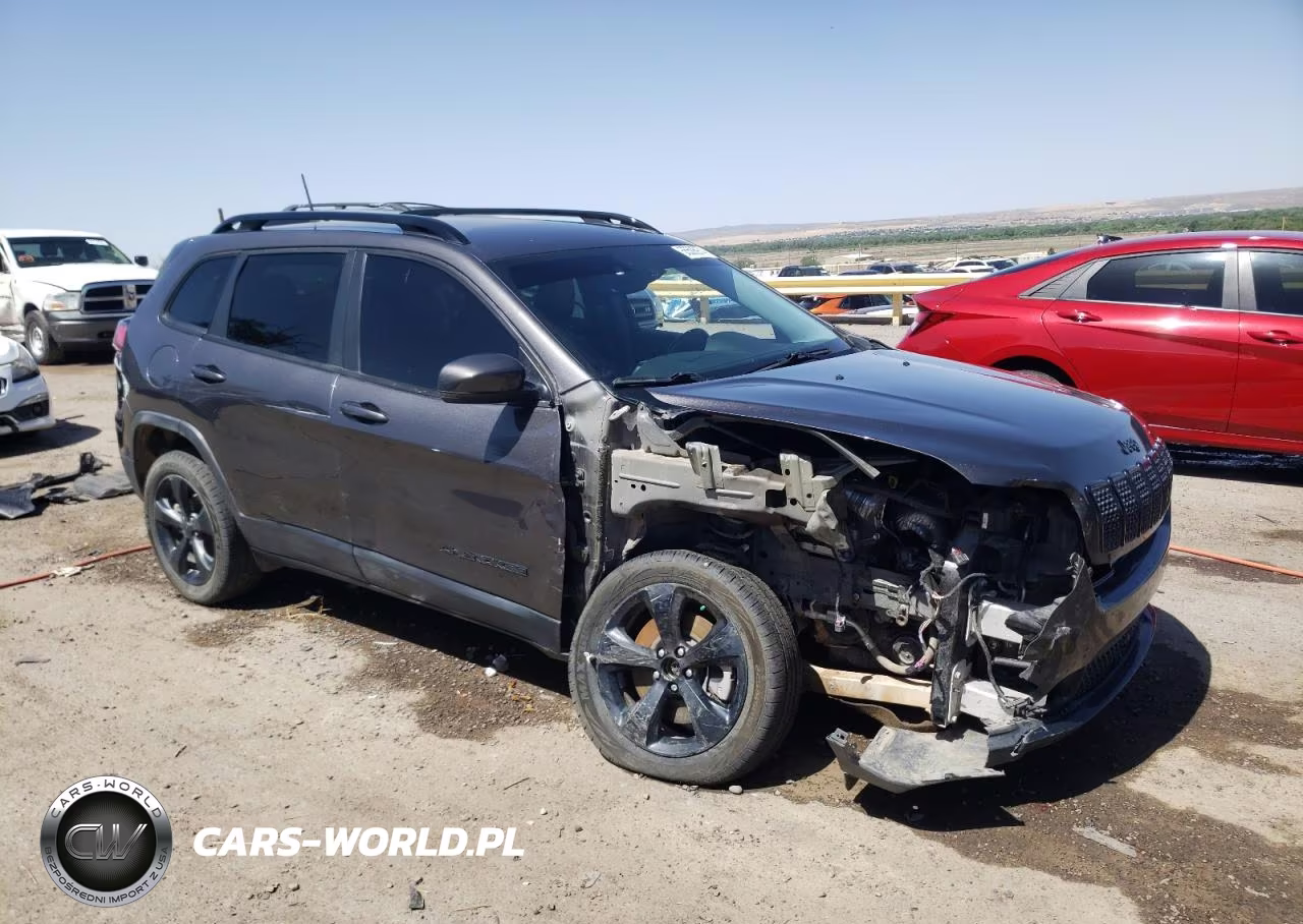 2021 Jeep Cherokee Latitude Plus VIN:1C4PJLLB2MD155884 - 4