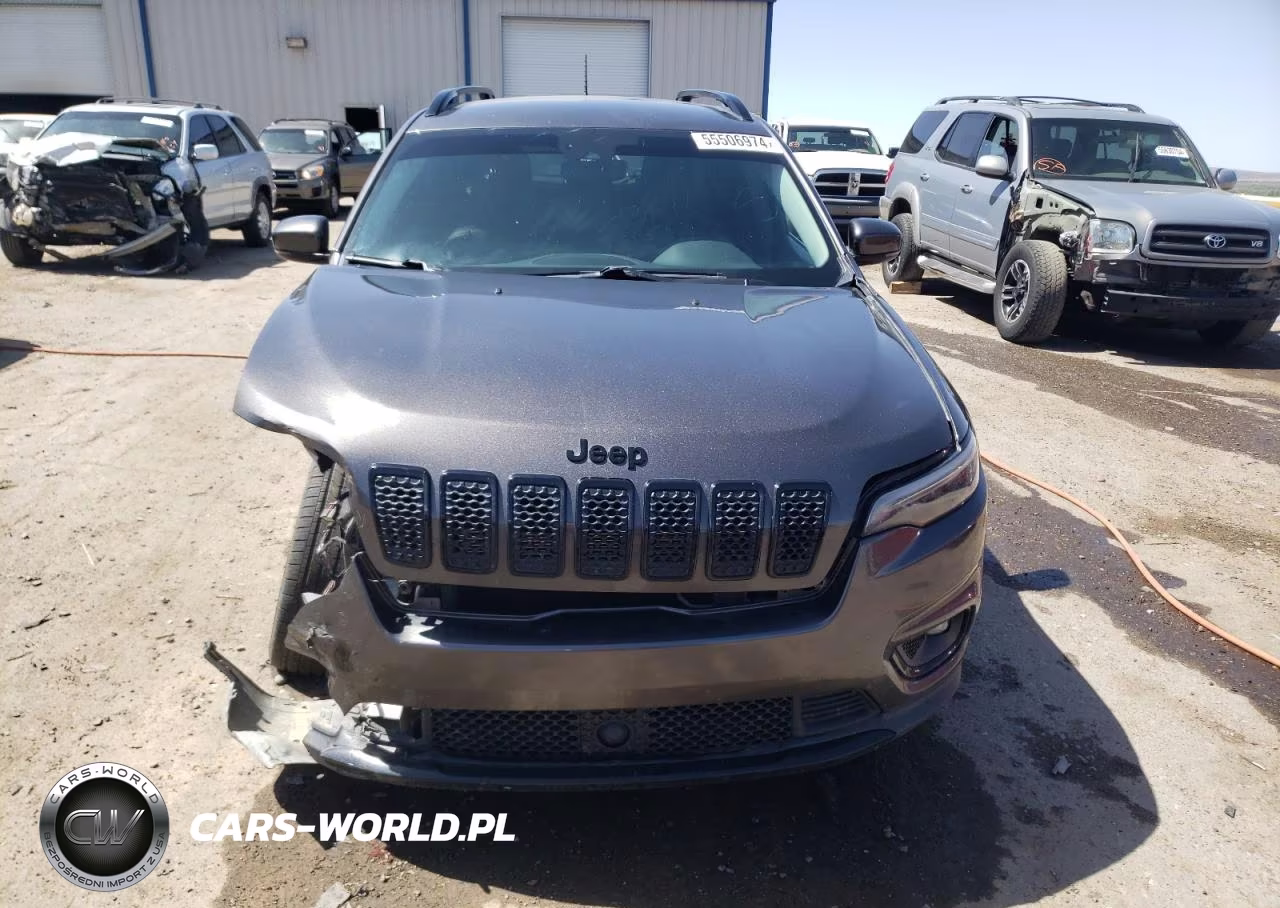 2021 Jeep Cherokee Latitude Plus VIN:1C4PJLLB2MD155884 - 5
