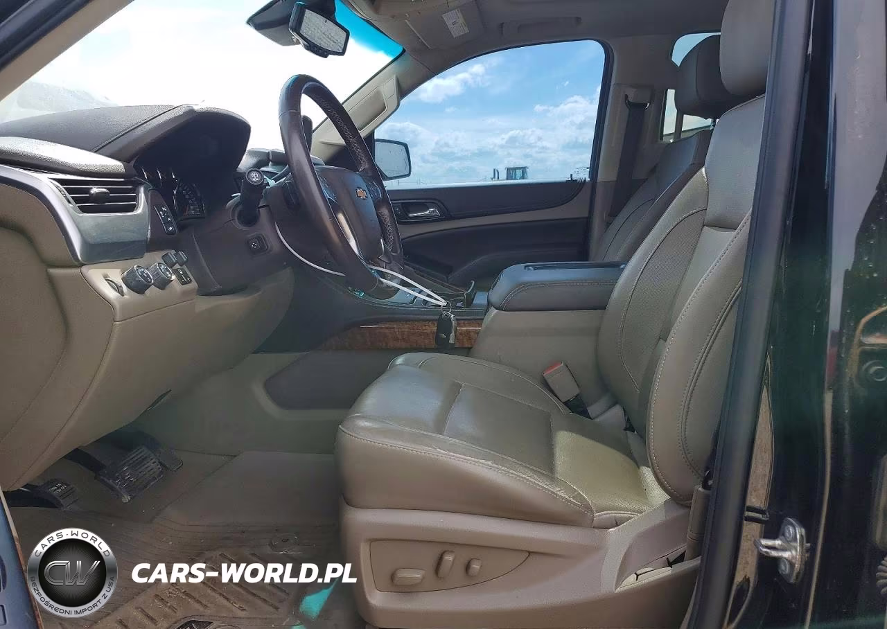 2019 Chevrolet Tahoe K1500 Premier VIN:1GNSKCKJ3KR253815 - 7
