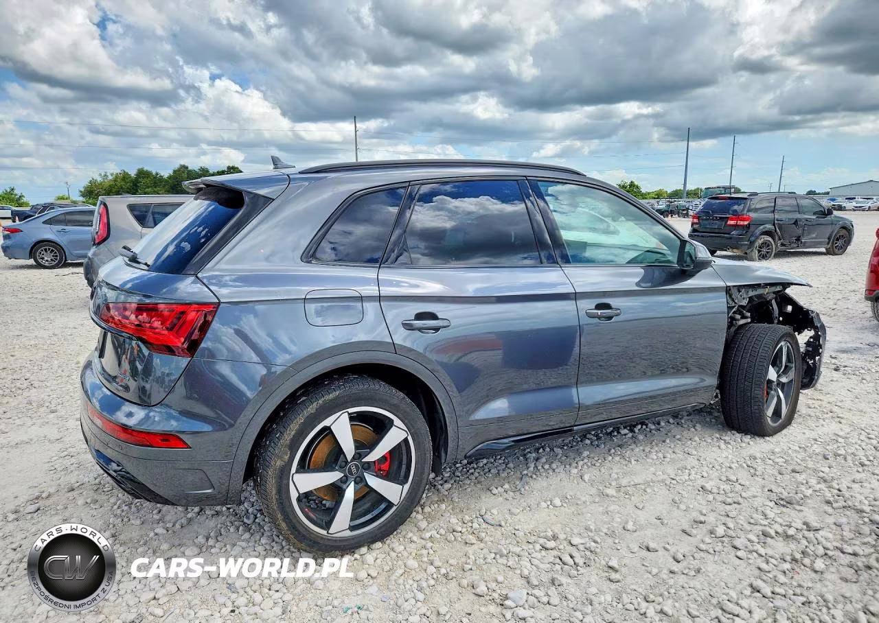 2024 Audi Q5 Premium Plus 45 VIN:WA1EAAFY0R2034795 - 3