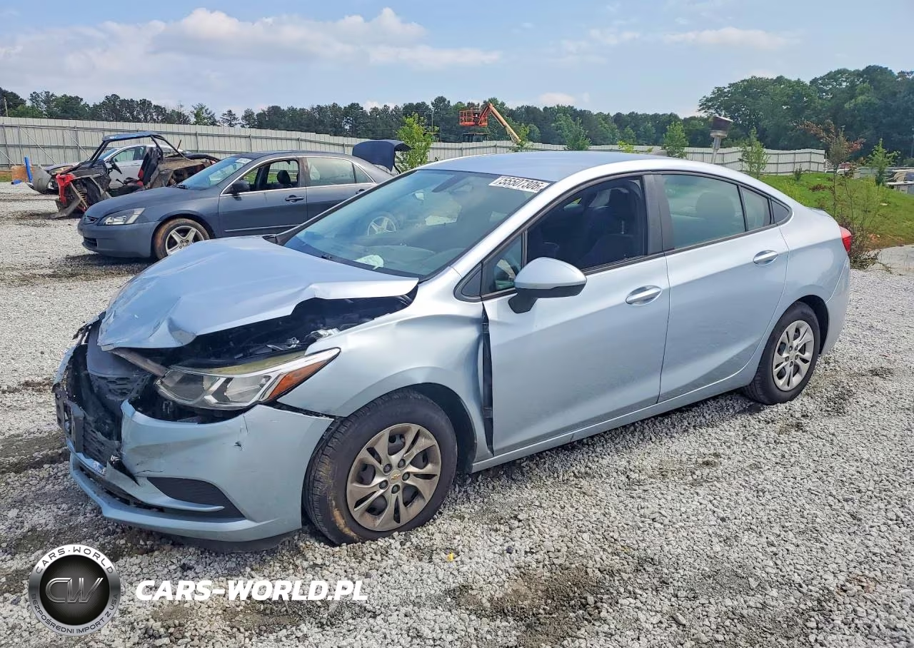2018 Chevrolet Cruze Ls – zdjęcie 1 z 12