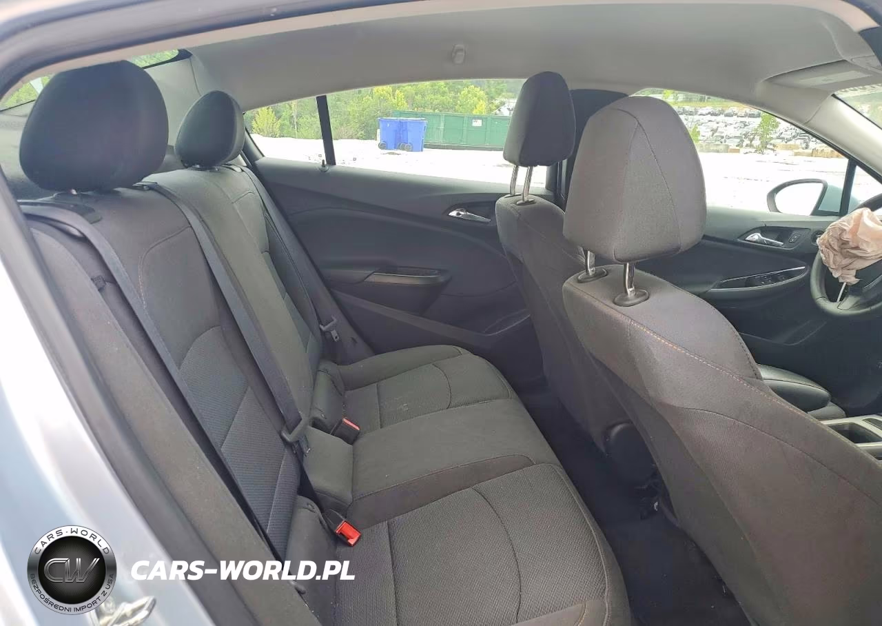 2018 Chevrolet Cruze Ls VIN:1G1BC5SM7J7220086 - 10