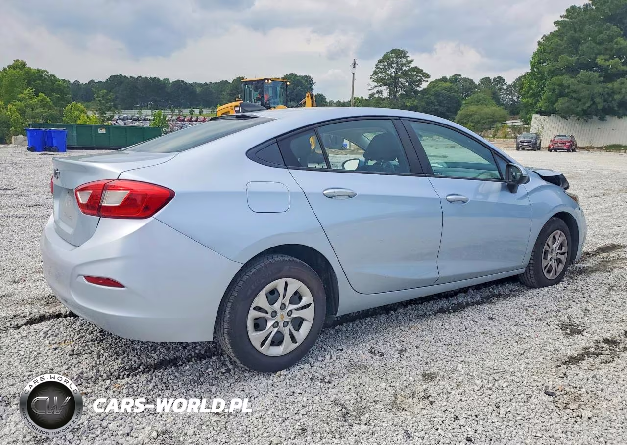 2018 Chevrolet Cruze Ls VIN:1G1BC5SM7J7220086 - 3