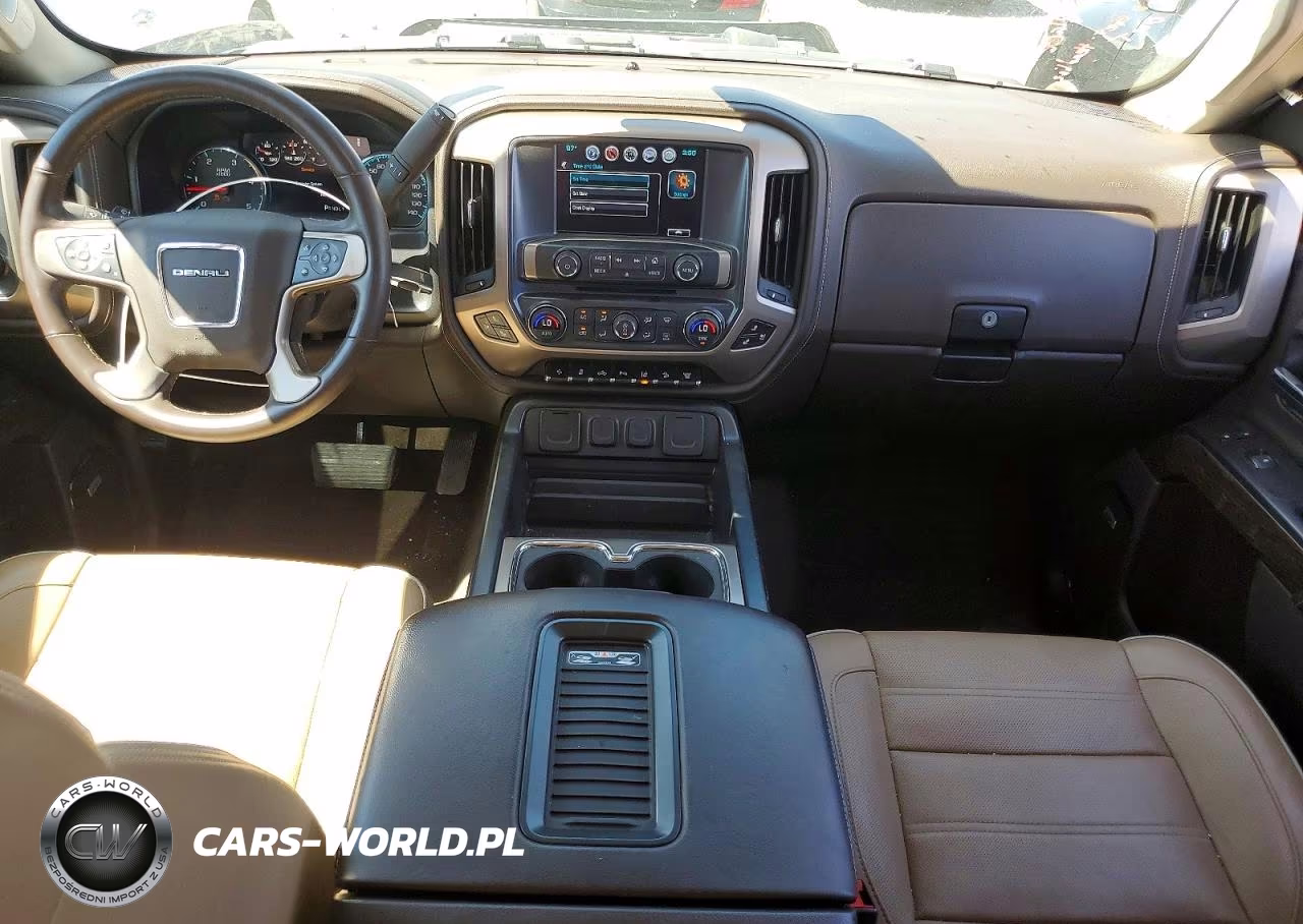 2018 GMC Sierra K2500 Denali VIN:1GT12UEY1JF126161 - 8