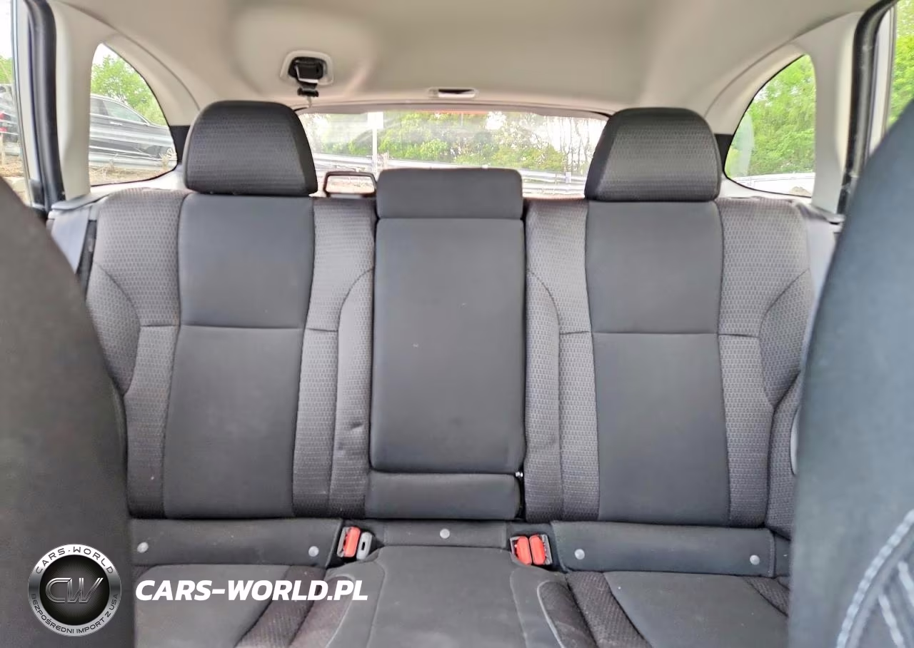 2020 Subaru Outback Premium VIN:4S4BTACC0L3198850 - 10