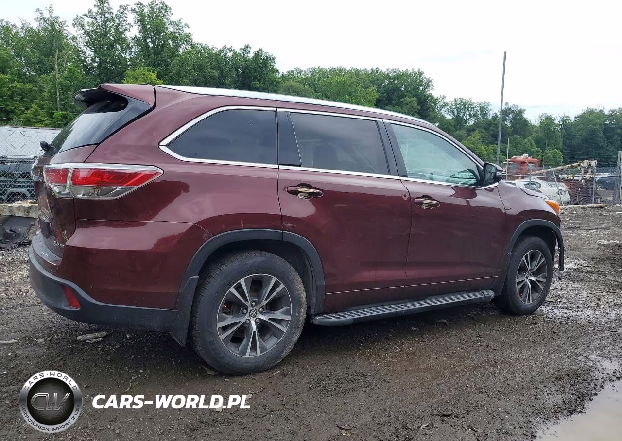2016 Toyota Highlander Xle VIN:5TDJKRFH4GS253779 - 3