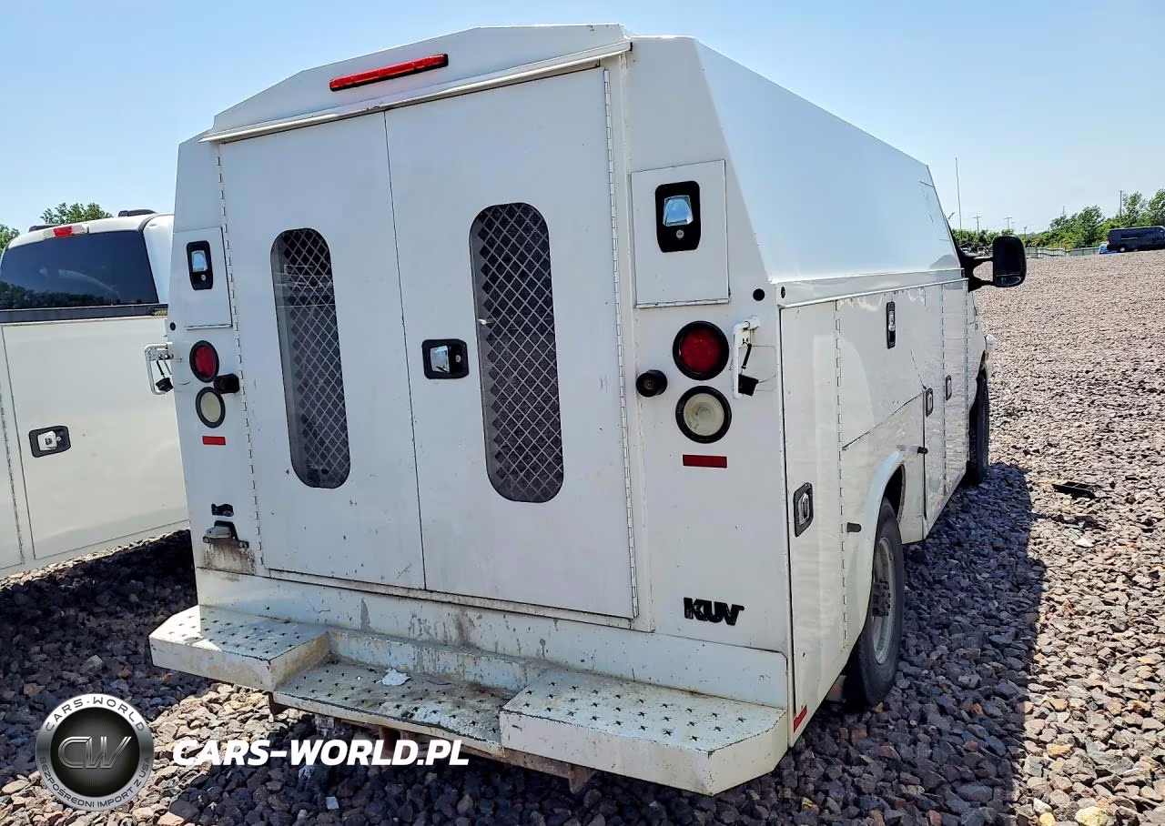 2014 Ford Econoline E350 Super Duty Cutaway Van VIN:1FDWE3FL4EDA88755 - 3