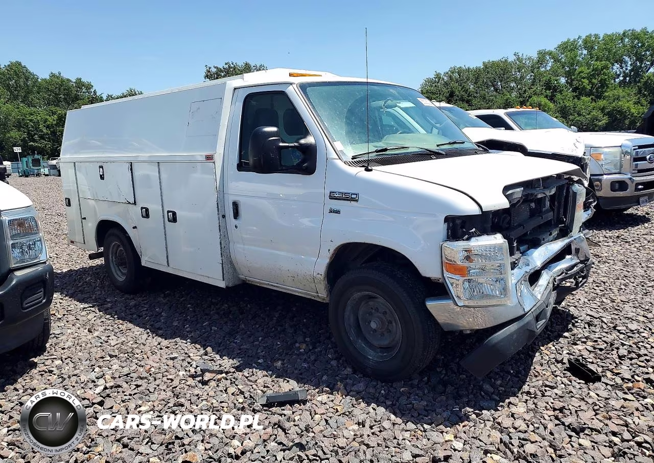2014 Ford Econoline E350 Super Duty Cutaway Van VIN:1FDWE3FL4EDA88755 - 4