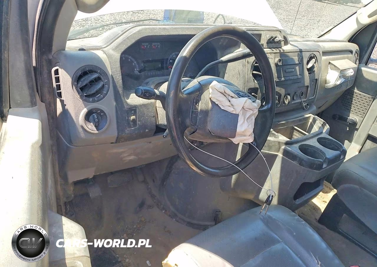 2014 Ford Econoline E350 Super Duty Cutaway Van VIN:1FDWE3FL4EDA88755 - 8
