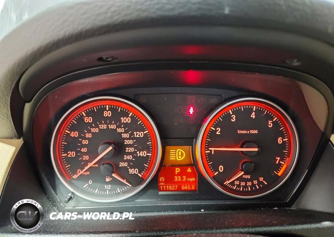 2015 BMW X1 xDrive28I VIN:WBAVL1C58FVY28607 - 9