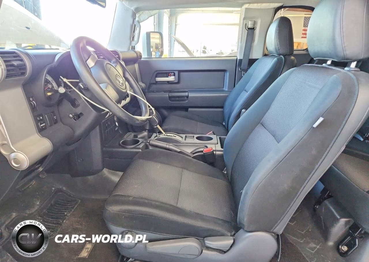 2010 Toyota Fj Cruiser Base VIN:JTEBU4BF0AK081766 - 7