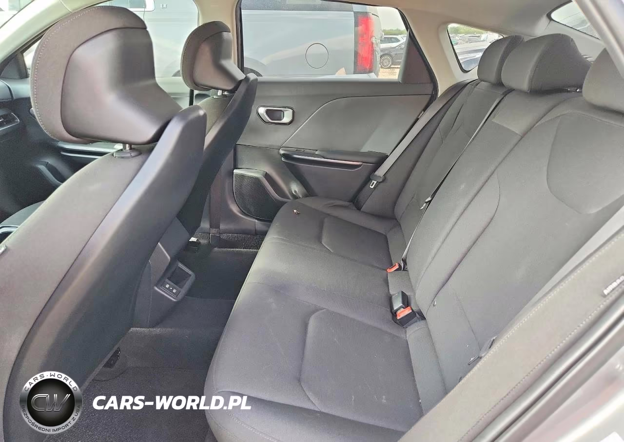 2026 Kia K4 Lxs VIN:3KPFT4DE6TE277634 - 10
