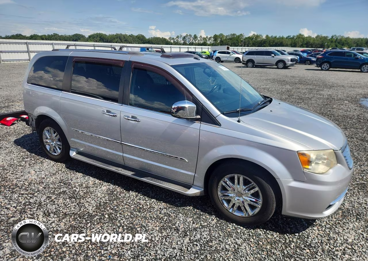 2011 Chrysler Town & Country Limited VIN:2A4RR6DG8BR781201 - 4