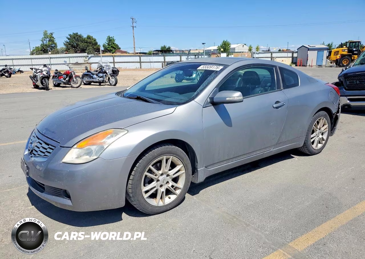 2008 Nissan Altima 3.5Se – zdjęcie 1 z 12
