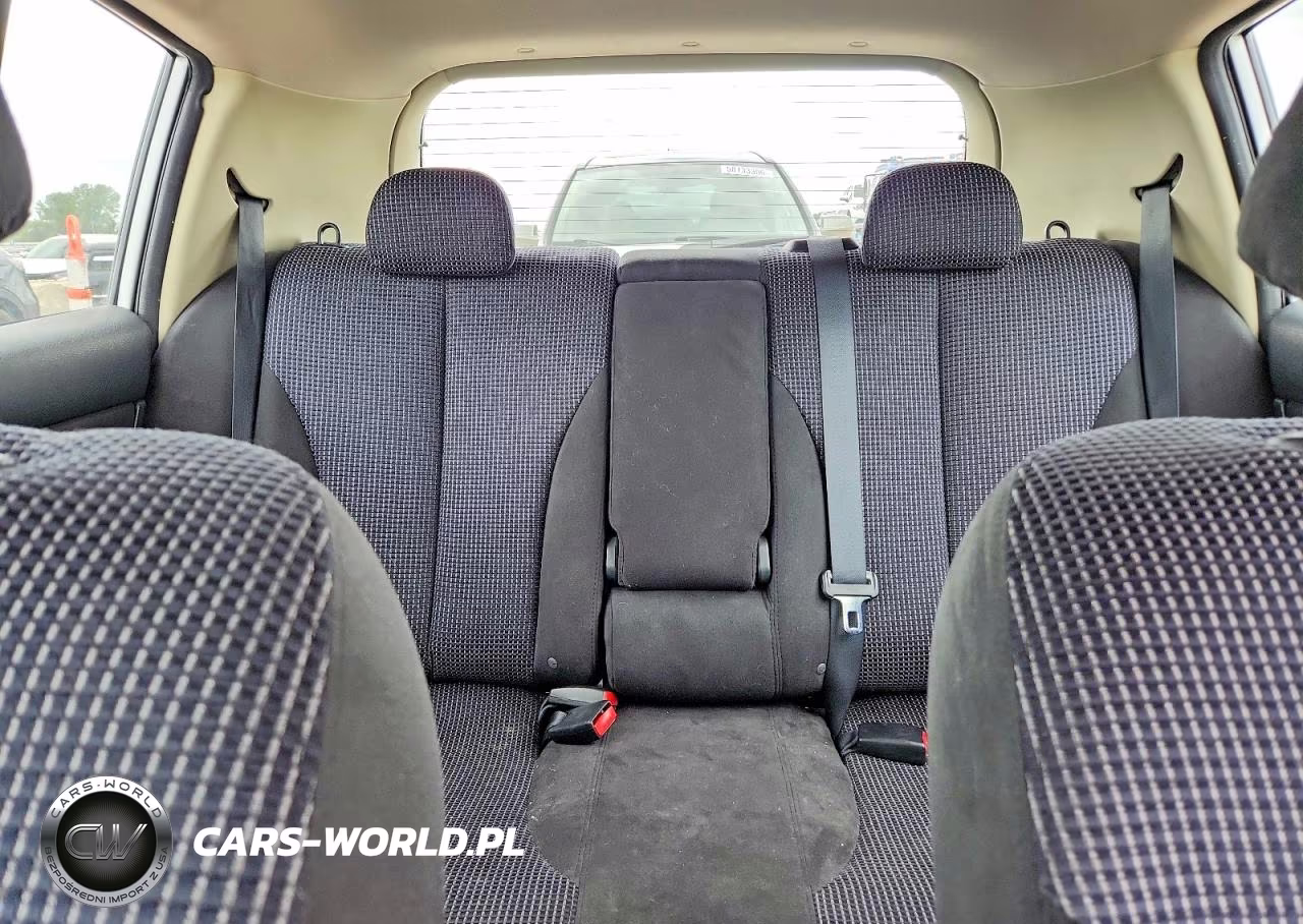 2010 Nissan Versa 1.8 S VIN:3N1BC1CP2AL433986 - 10