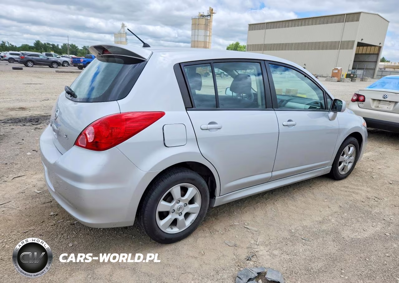 2010 Nissan Versa 1.8 S VIN:3N1BC1CP2AL433986 - 3