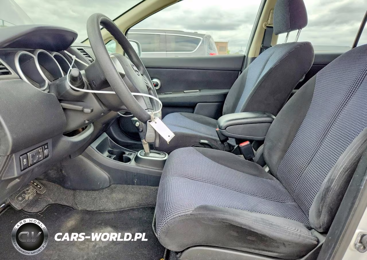 2010 Nissan Versa 1.8 S VIN:3N1BC1CP2AL433986 - 7