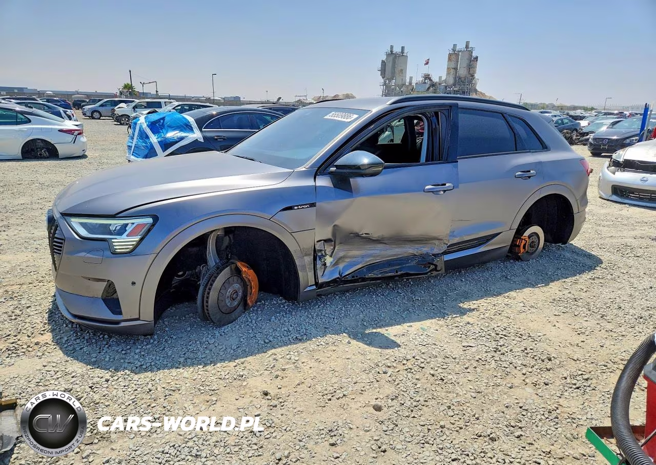 2021 Audi E-Tron Premium