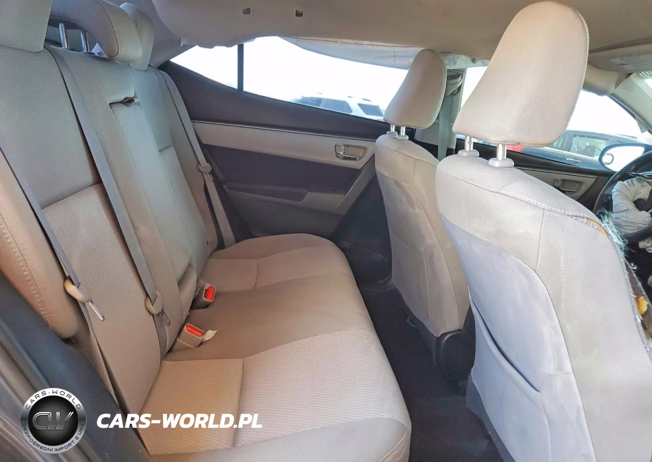 2015 Toyota Corolla Le VIN:5YFBURHE2FP251456 - 10