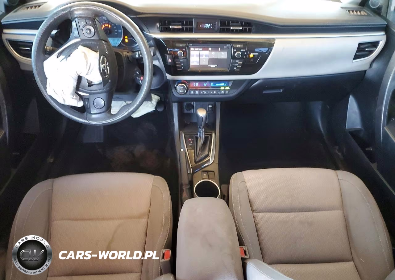 2015 Toyota Corolla Le VIN:5YFBURHE2FP251456 - 8
