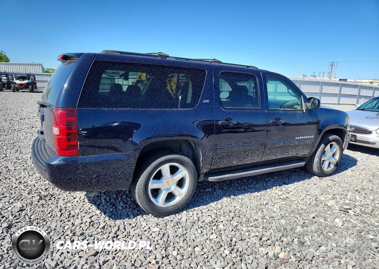 2007 Chevrolet Suburban C1500 VIN:1GNFC16017J173696 - 3