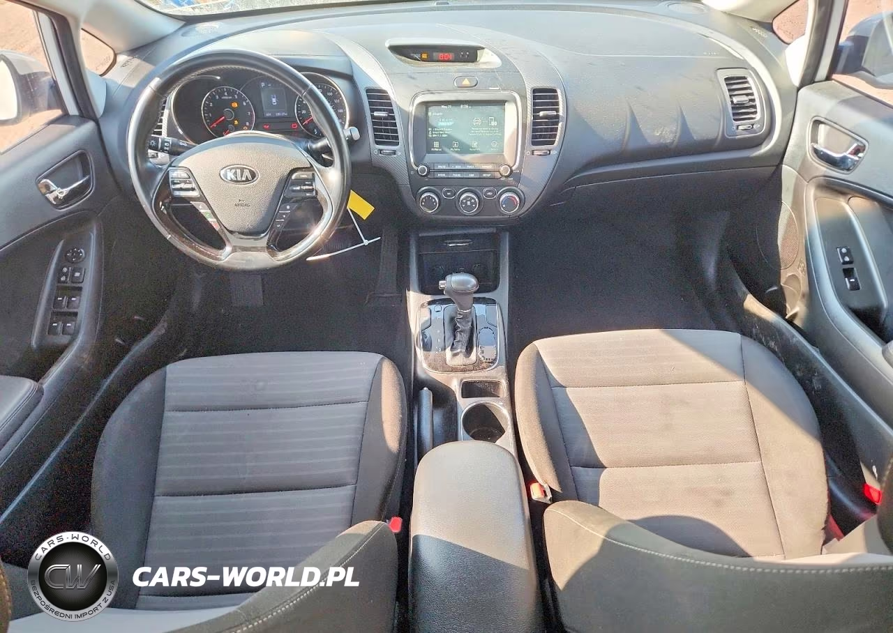 2018 Kia Forte S VIN:3KPFL4A78JE275130 - 8
