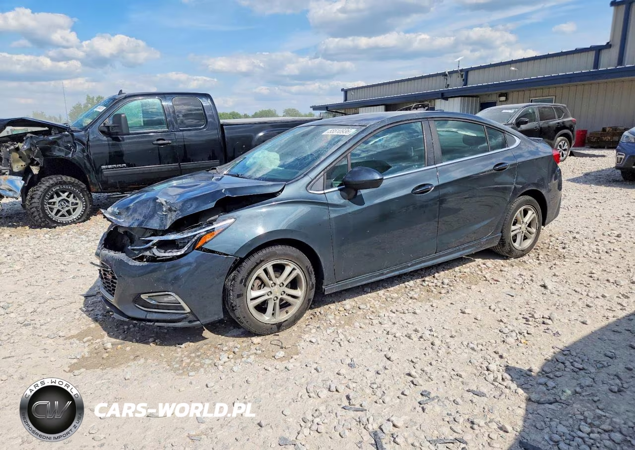 2018 Chevrolet Cruze Lt – zdjęcie 1 z 12