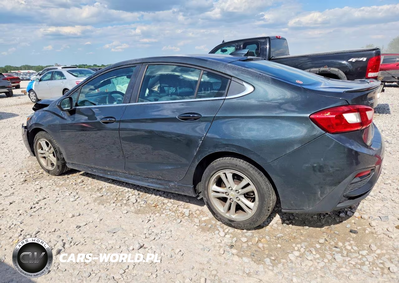 2018 Chevrolet Cruze Lt VIN:1G1BE5SMXJ7202627 - 2