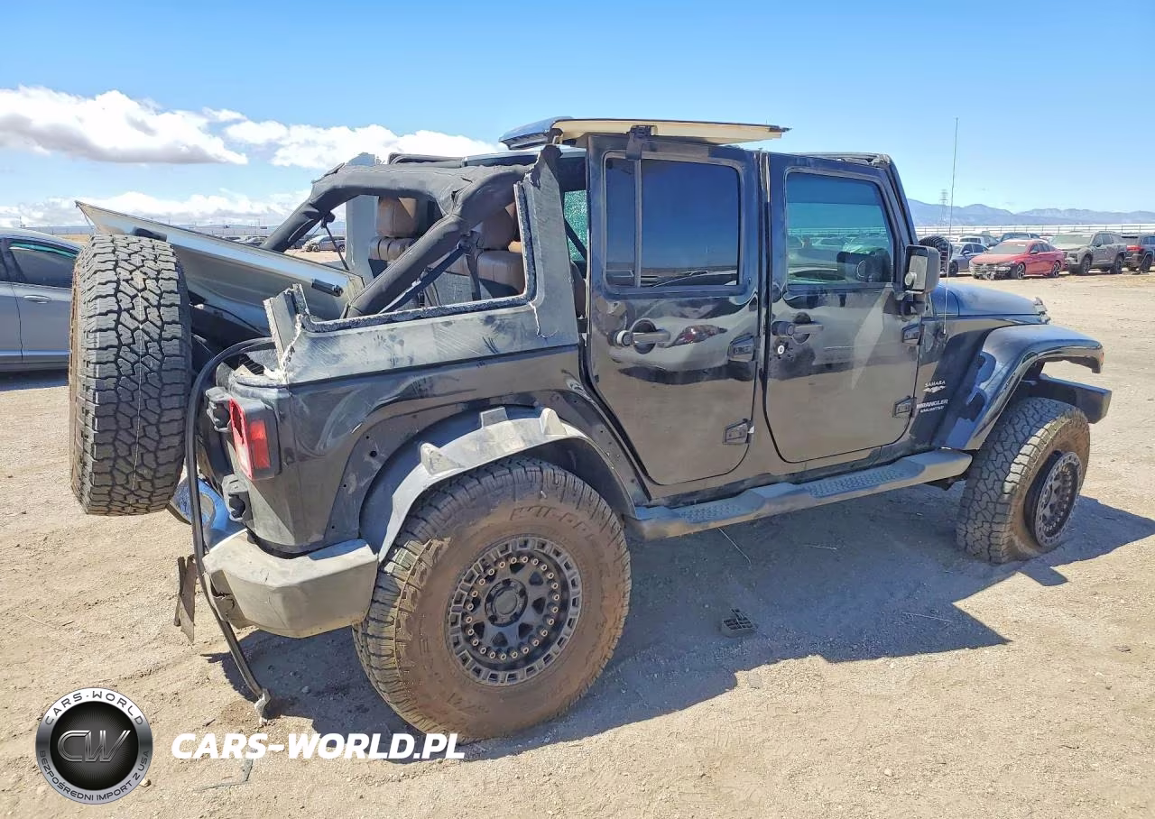 2012 Jeep Wrangler Unlimited Sahara VIN:1C4HJWEG2CL134598 - 3