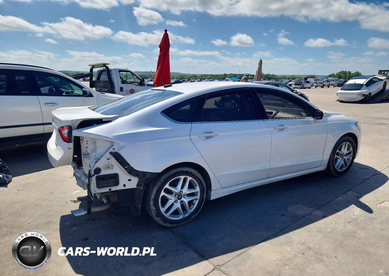 2014 Ford Fusion Se VIN:1FA6P0HD6E5386601 - 3