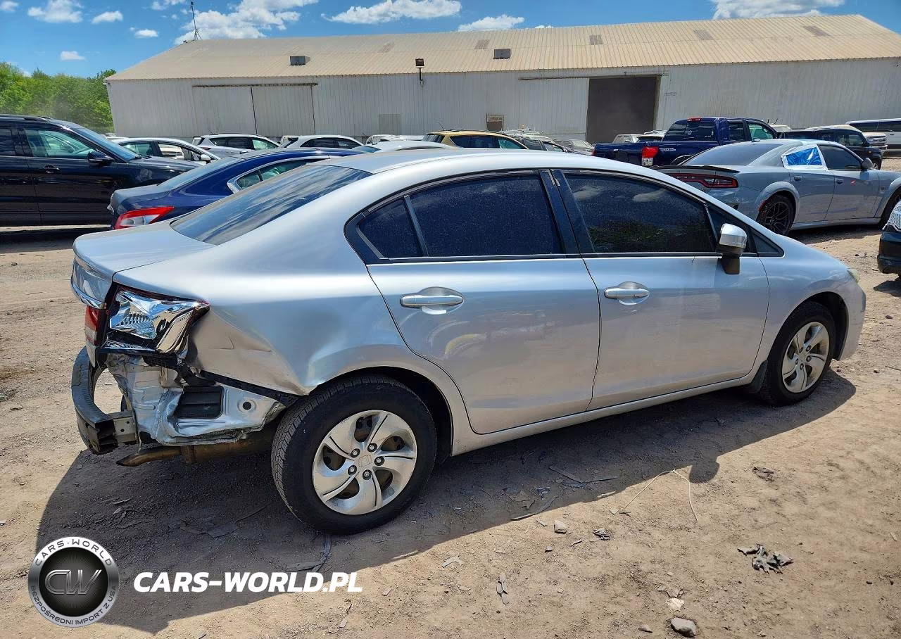 2015 Honda Civic Lx VIN:19XFB2F56FE246814 - 3
