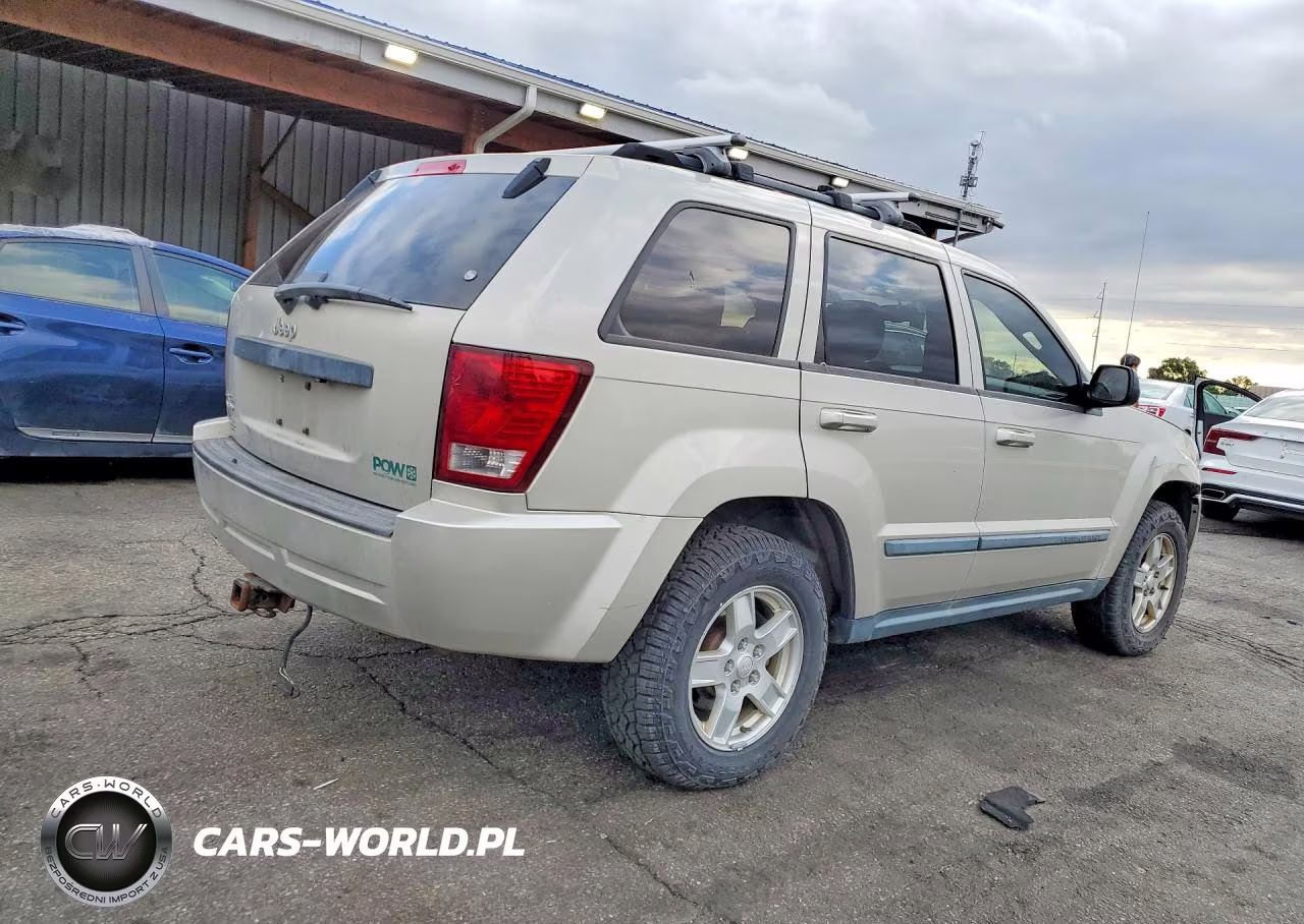 2007 Jeep Grand Cherokee Laredo VIN:1J8GR48KX7C606148 - 3