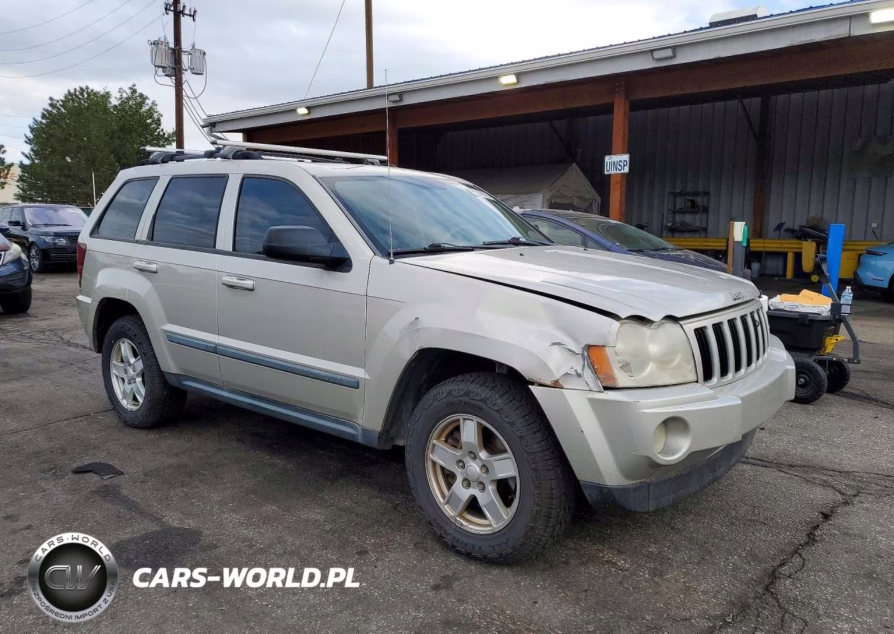 2007 Jeep Grand Cherokee Laredo VIN:1J8GR48KX7C606148 - 4