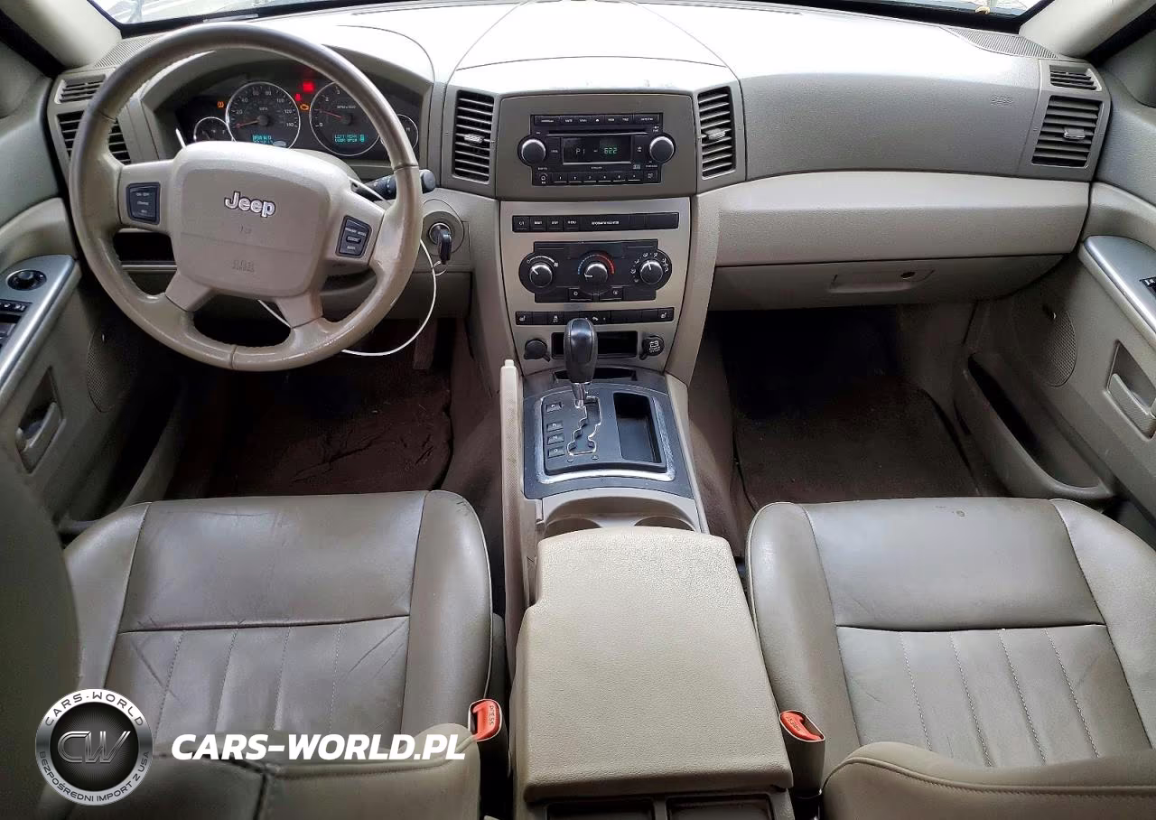 2007 Jeep Grand Cherokee Laredo VIN:1J8GR48KX7C606148 - 8