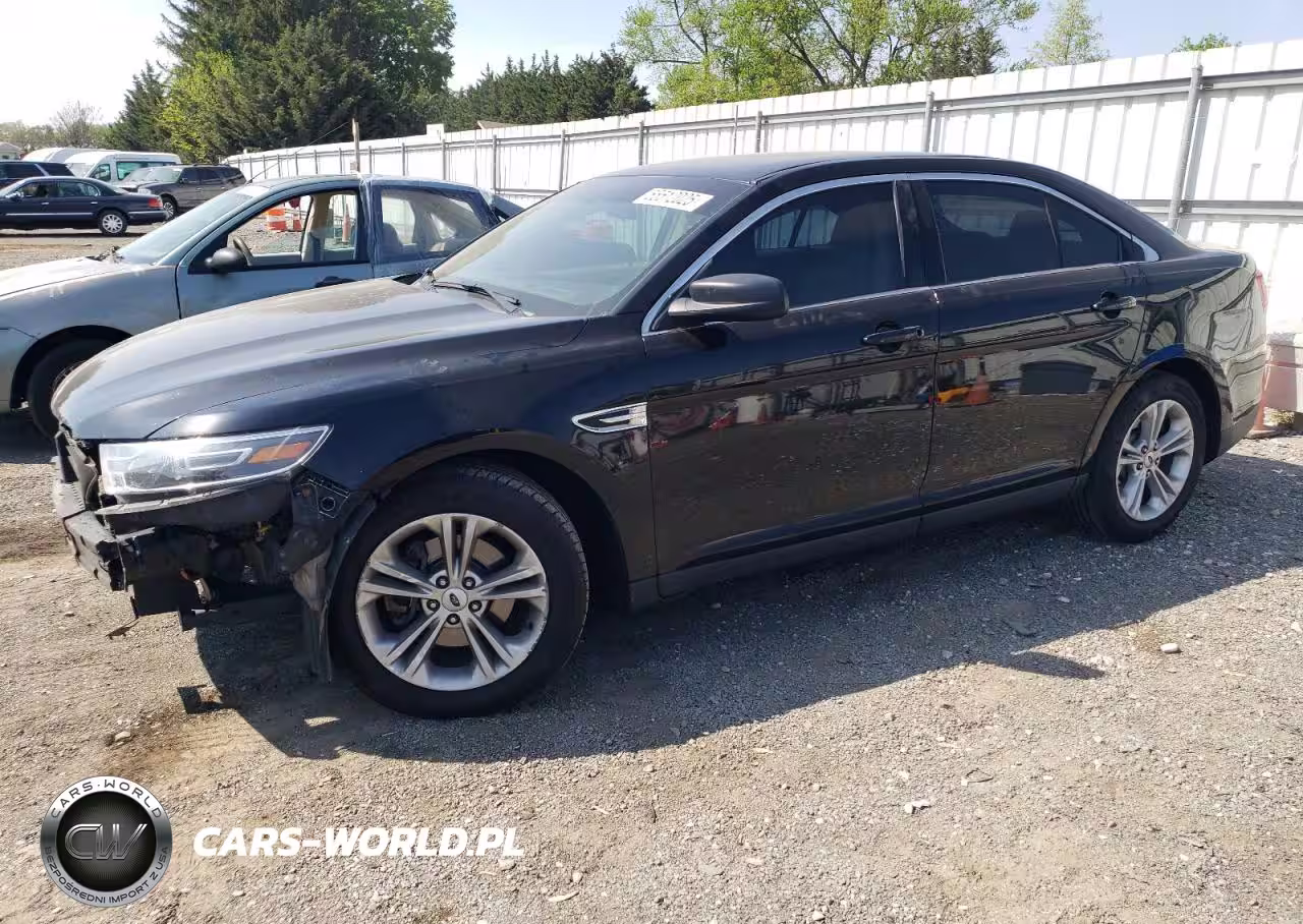 2017 Ford Taurus Se