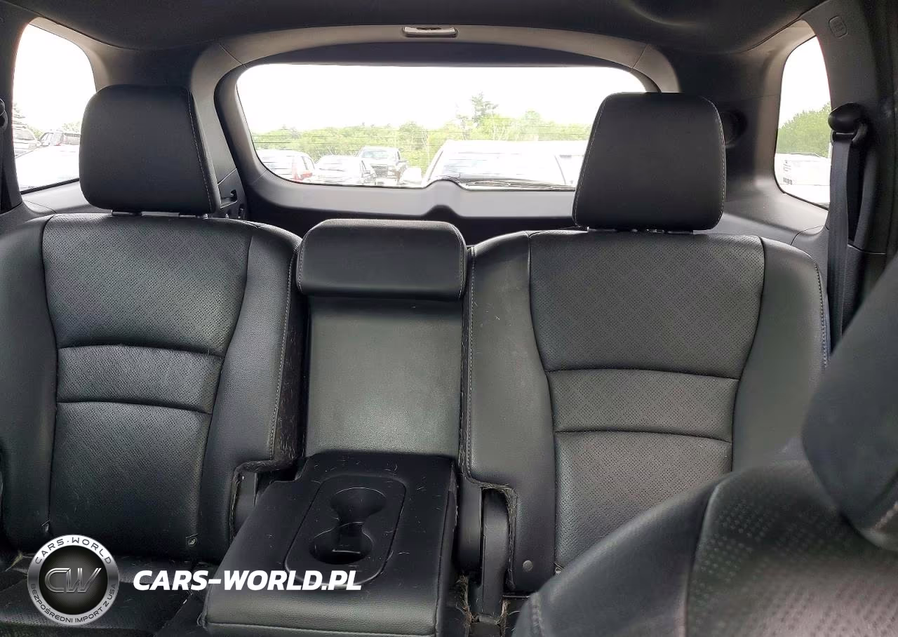 2019 Honda Passport Elite VIN:5FNYF8H02KB014104 - 10