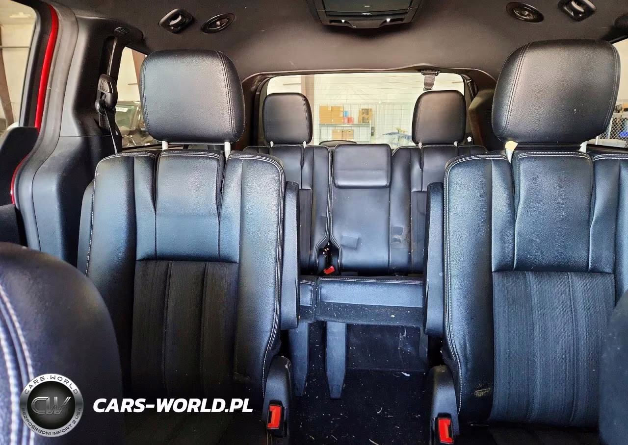 2014 Chrysler Town & Country S VIN:2C4RC1HG7ER234624 - 10