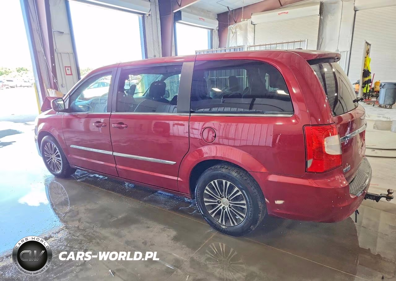 2014 Chrysler Town & Country S VIN:2C4RC1HG7ER234624 - 2