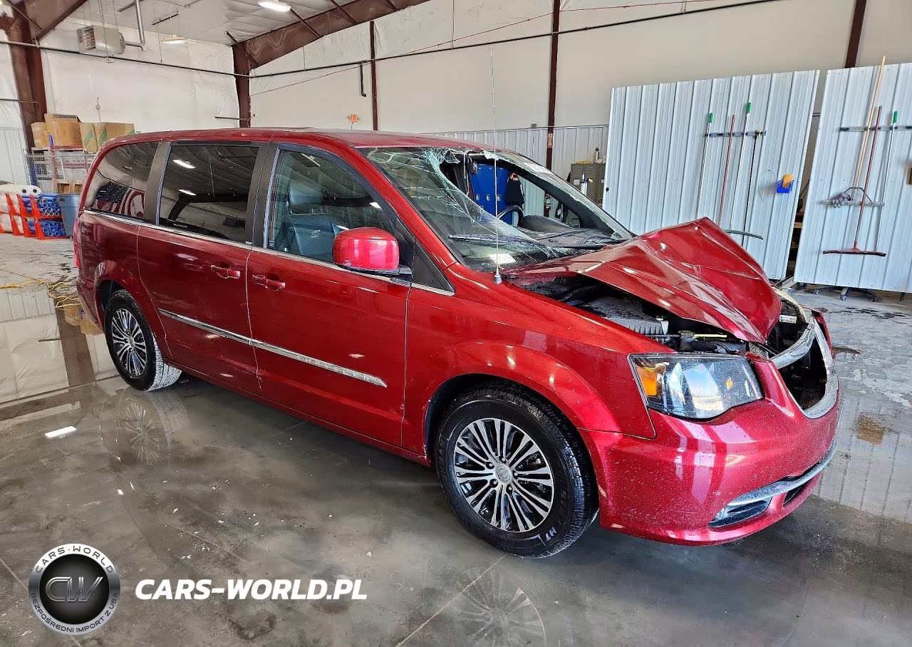 2014 Chrysler Town & Country S VIN:2C4RC1HG7ER234624 - 4