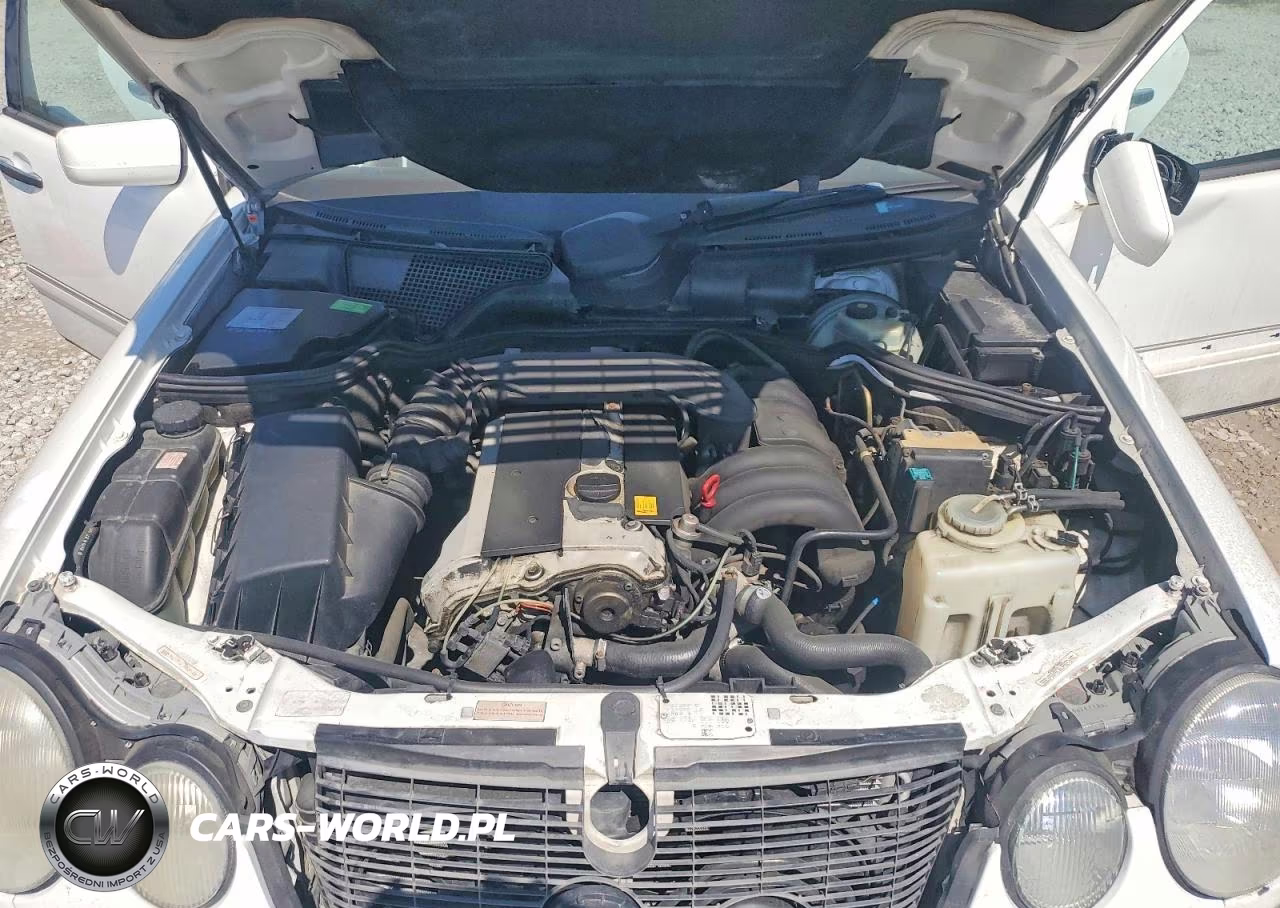 1996 Mercedes-Benz E 320 VIN:WDBJF55FXTJ003286 - 11