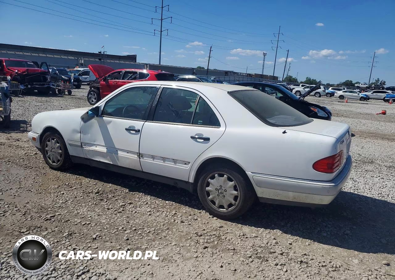 1996 Mercedes-Benz E 320 VIN:WDBJF55FXTJ003286 - 2