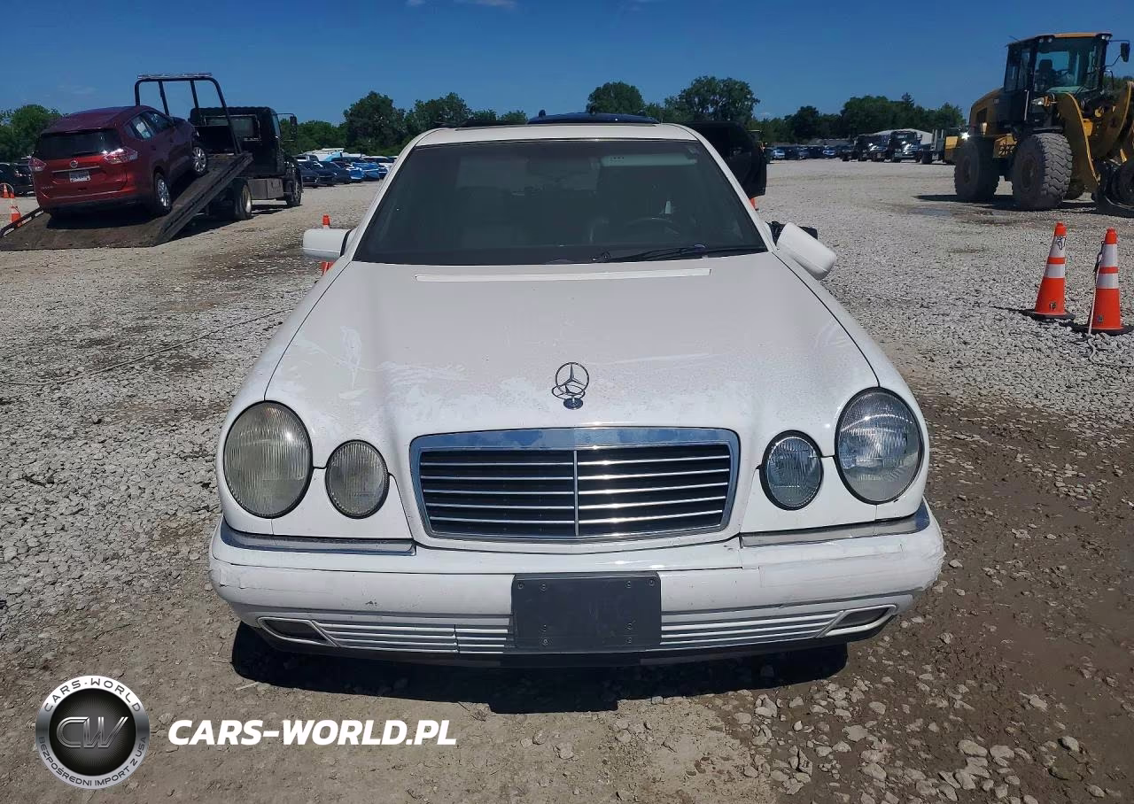 1996 Mercedes-Benz E 320 VIN:WDBJF55FXTJ003286 - 5