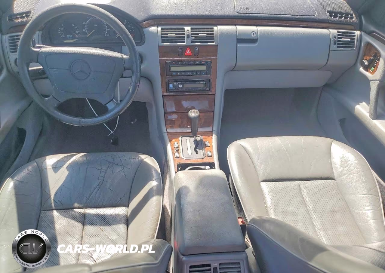 1996 Mercedes-Benz E 320 VIN:WDBJF55FXTJ003286 - 8