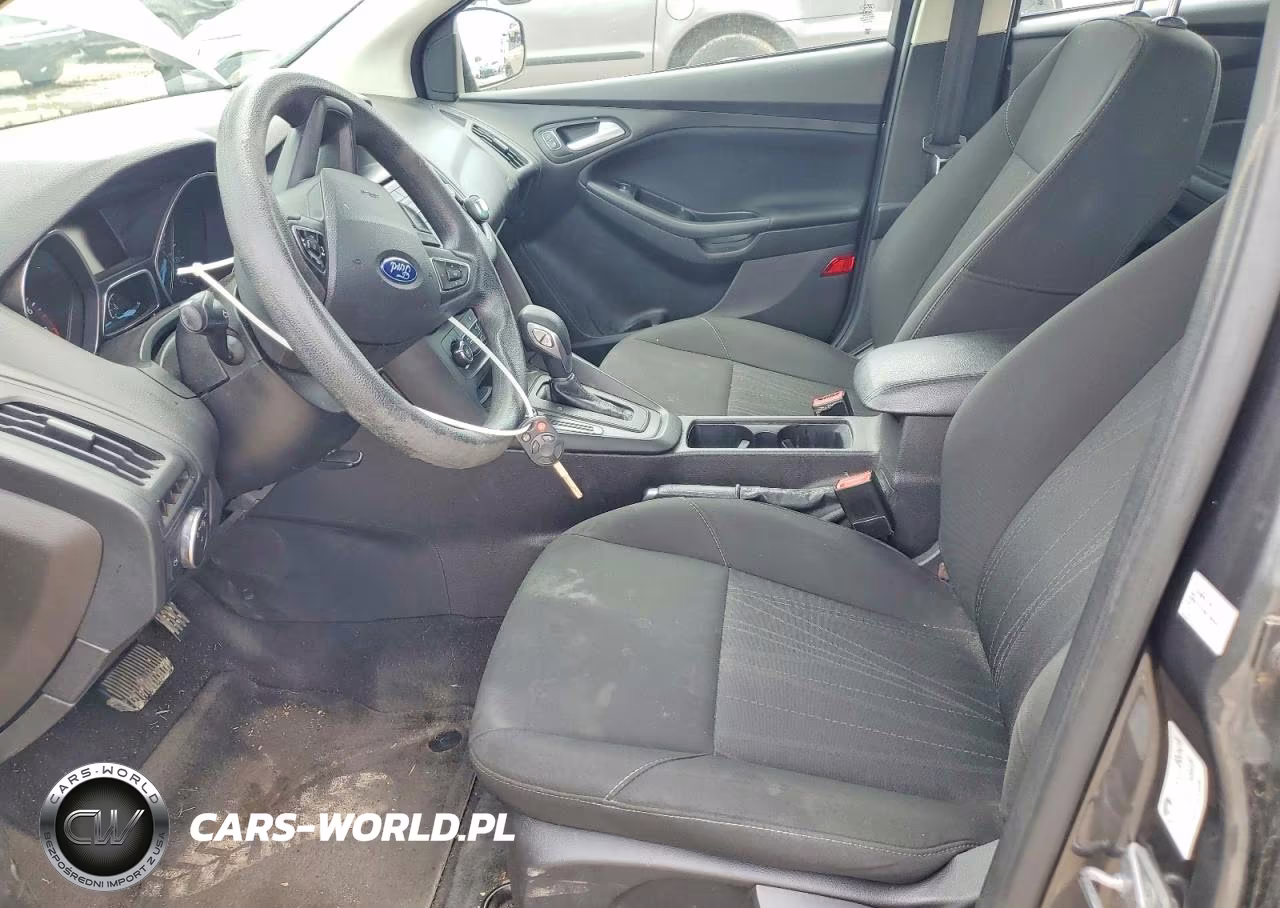 2017 Ford Focus Se VIN:1FADP3F22HL296386 - 7