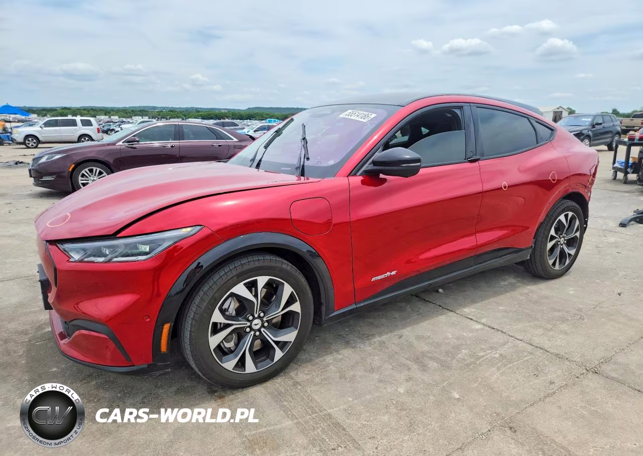 2022 Ford Mustang Mach-E Premium – zdjęcie 1 z 13