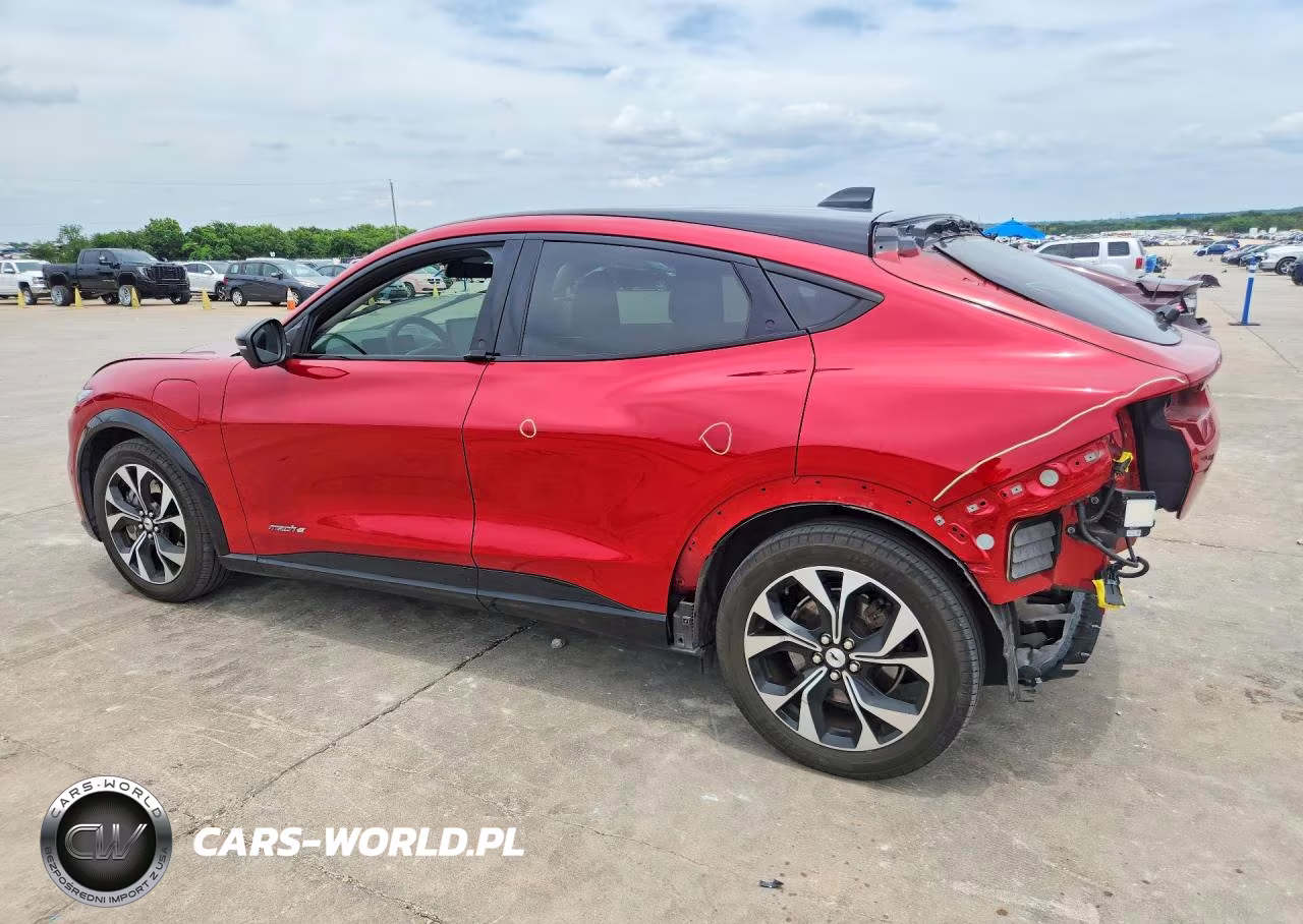 2022 Ford Mustang Mach-E Premium VIN:3FMTK3RM4NMA16121 - 2